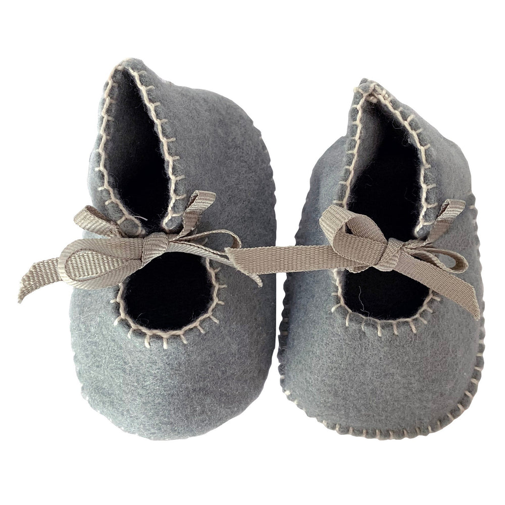 
                      
                        baby felt slippers
                      
                    